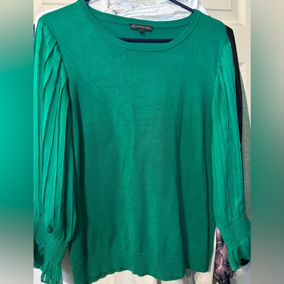 Adrianna Papell Vibrant Green Knit Top - Picture 1 of 4